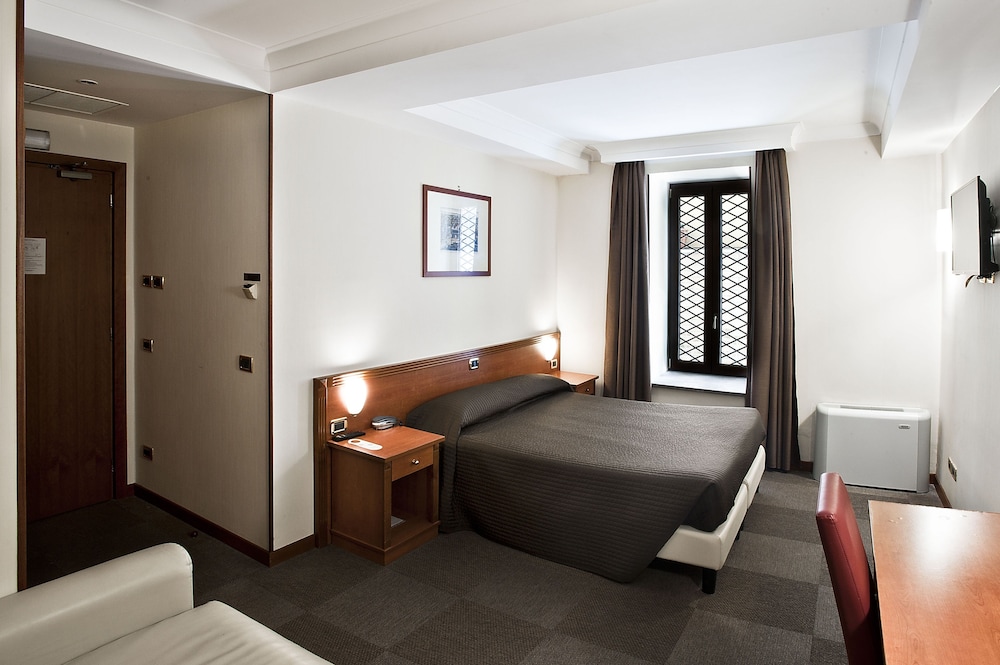 Romoli Hotel 10/39