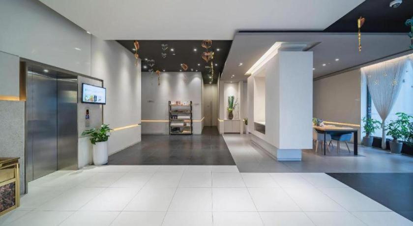 Jinjiang Inn Select (Xuzhou Suning Plaza Jianguo East Road) 16/55