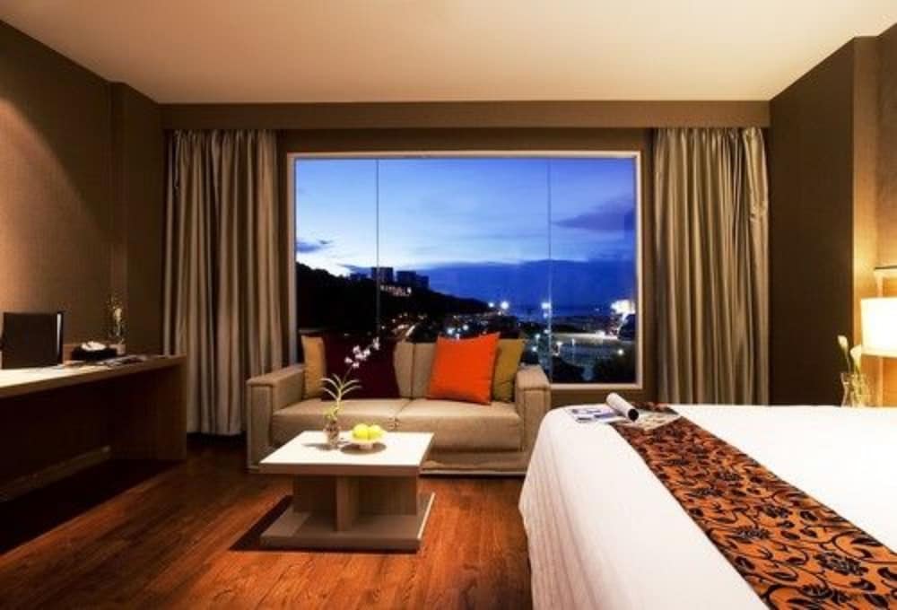 Signature Pattaya 19/70