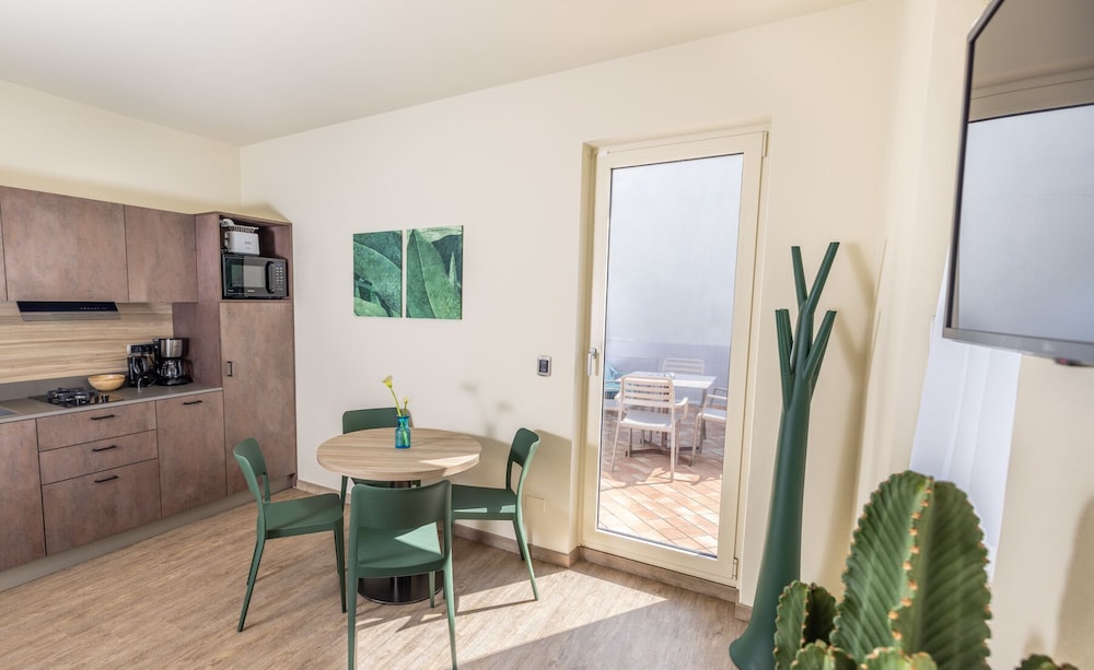 Hotel Residence Alesi 36/50