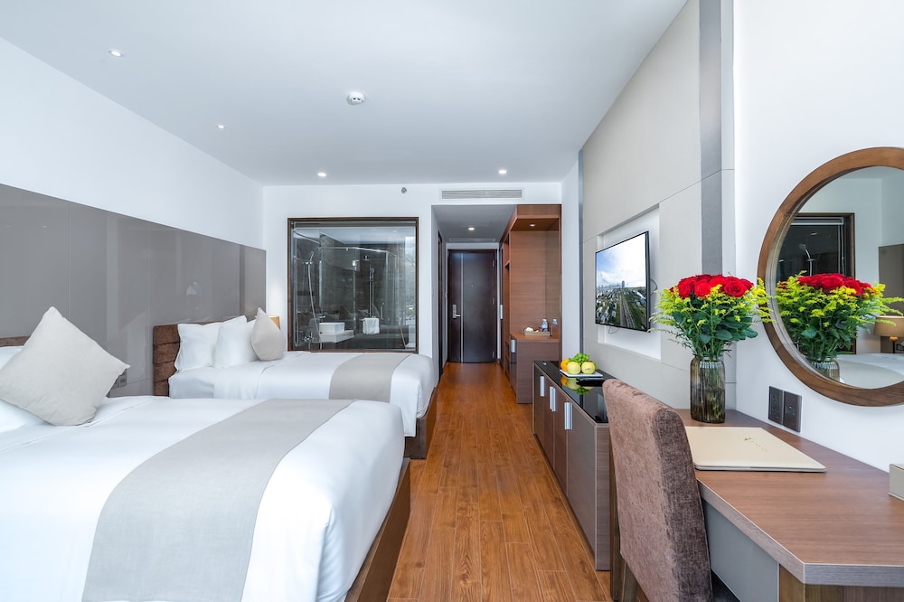 DELUXE, TWIN BEDS, BAY VIEW