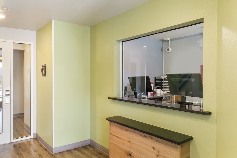 WoodSpring Suites Houston I-45 Airtex 27/29