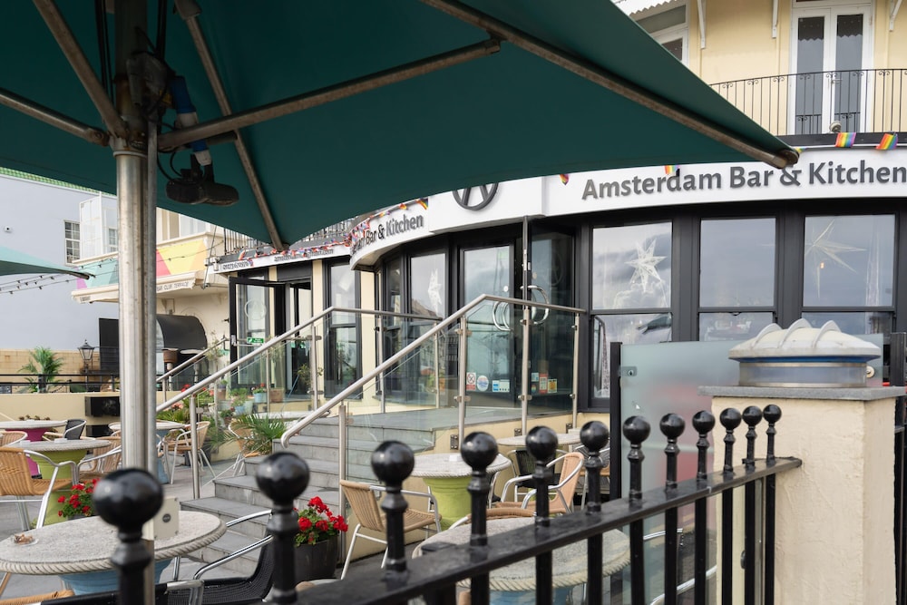 Amsterdam Hotel 5/70