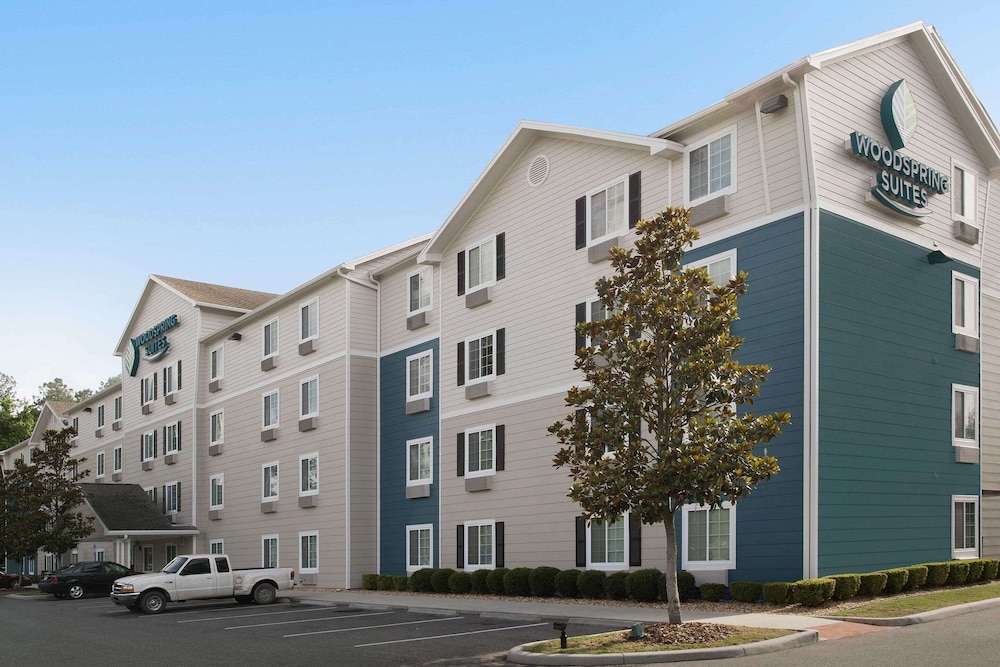 WoodSpring Suites Gainesville I-75 17/22