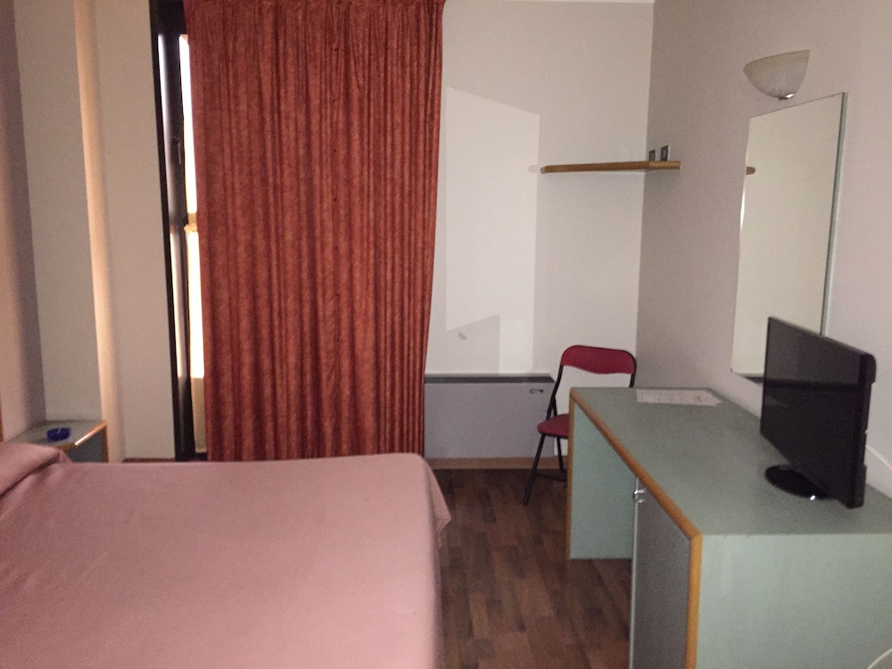 Albergo Orzihotel 10/30