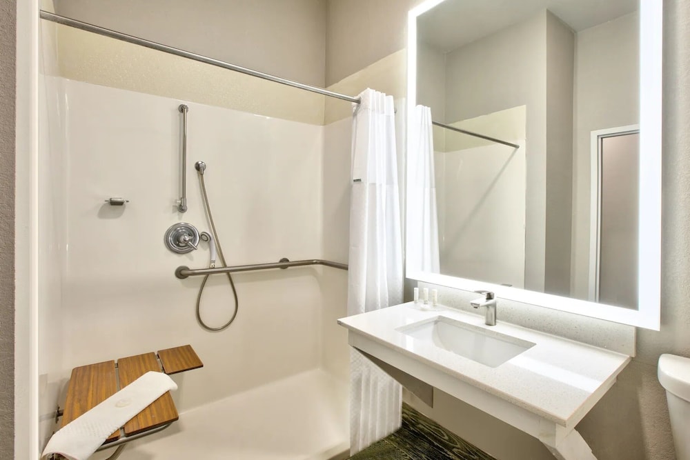 Wingate by Wyndham Biloxi/Ocean Springs 15/38