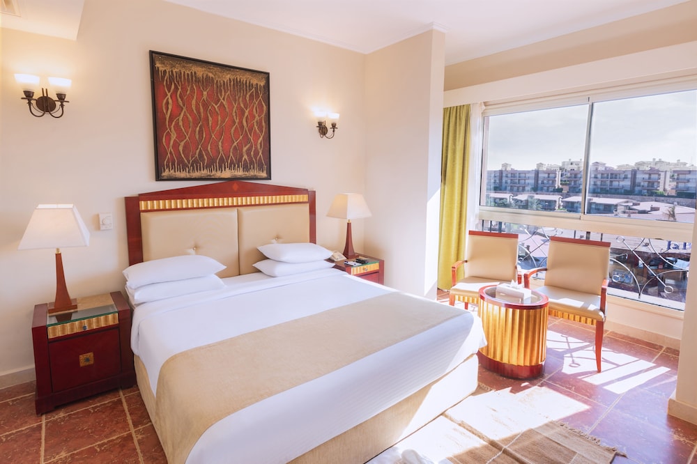 Coral Sea Beach Resort & Aqua Park 9/50