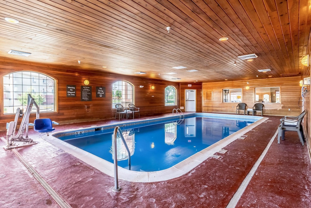 Comfort Inn & Suites Gillette near Campbell Medical Center 3/44