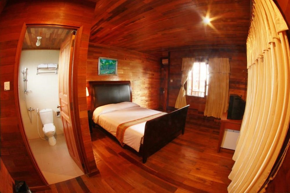 KTM Resort 22/50