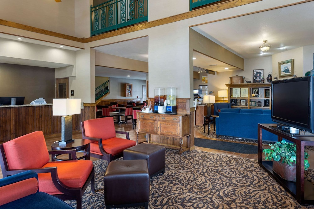 Comfort Inn Marshall Station 7/40
