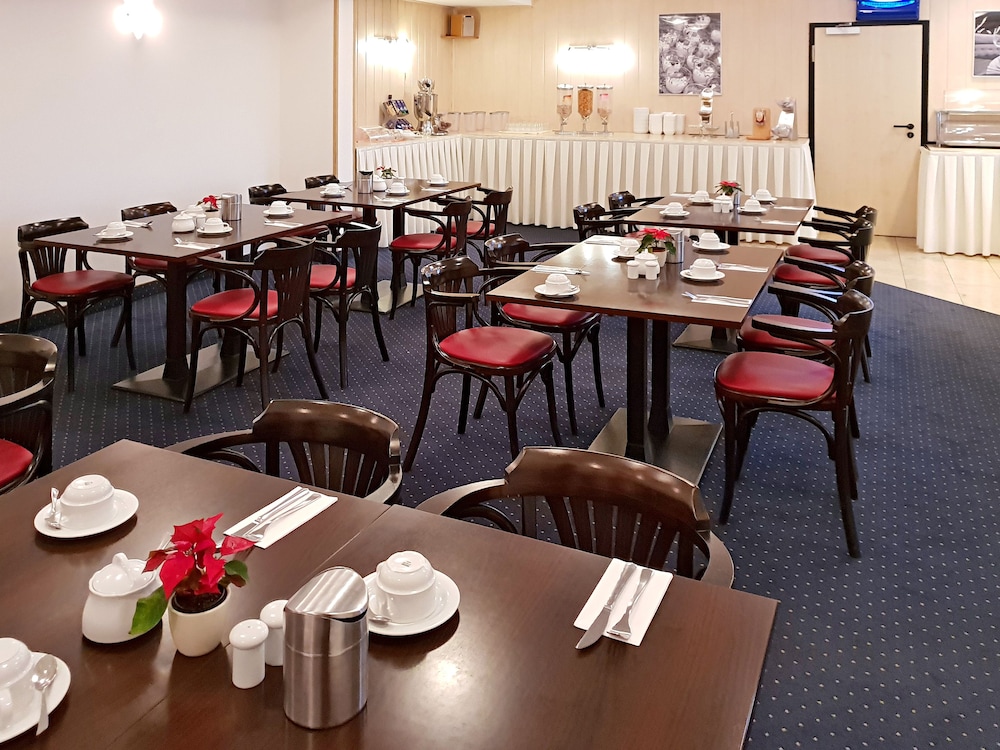 City Hotel Hoyerswerda 22/31