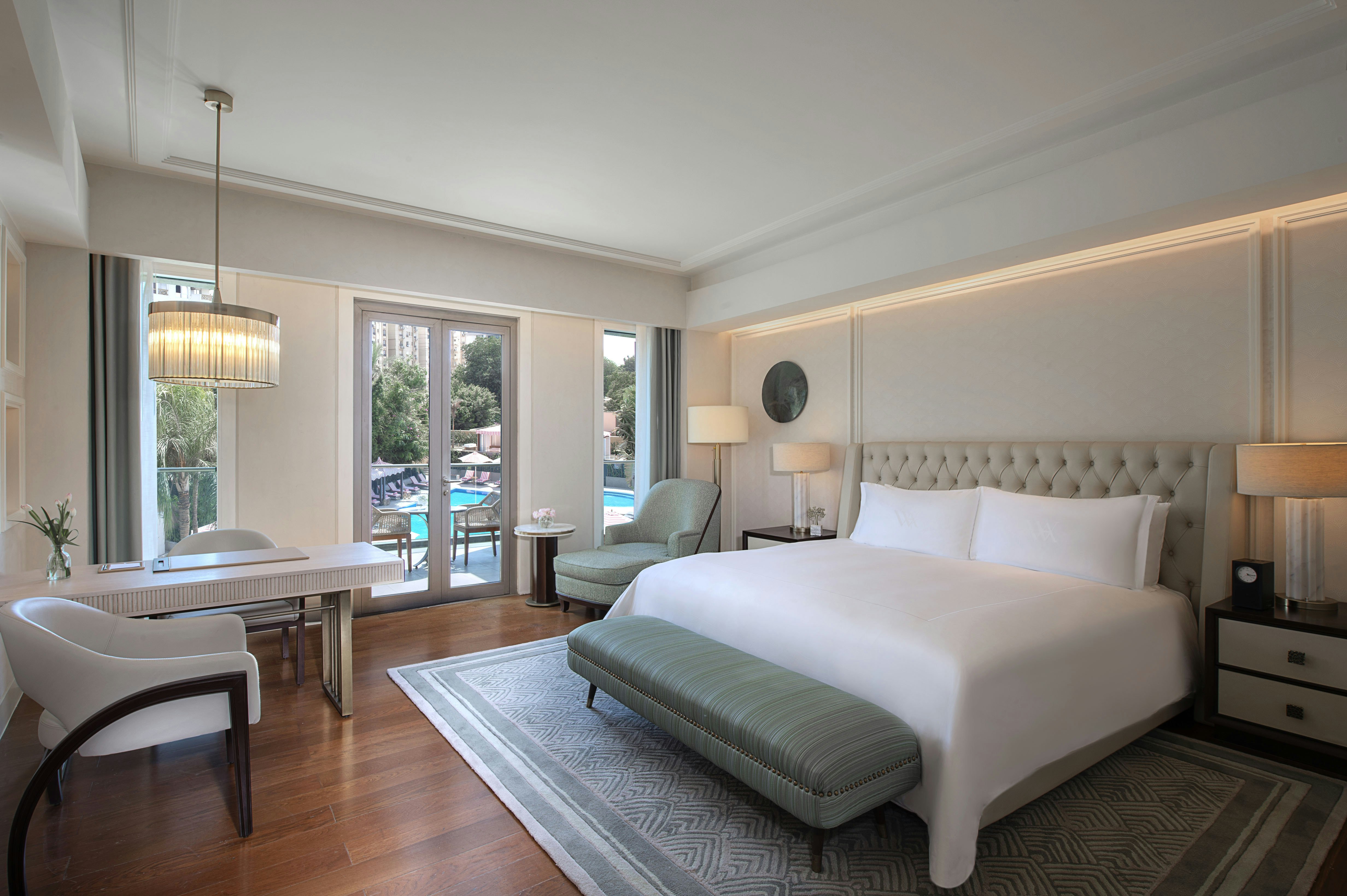 CLUB, ROSETTA, KING BED, POOL VIEW