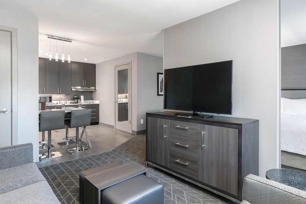 Homewood Suites By Hilton Boston Logan Airport Chelsea 4/67