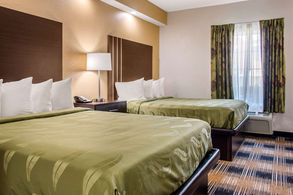 Quality Inn Pooler - Savannah I-95 16/50