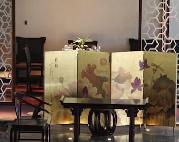 New Century Grand Hotel Tonglu Hangzhou China 20/21
