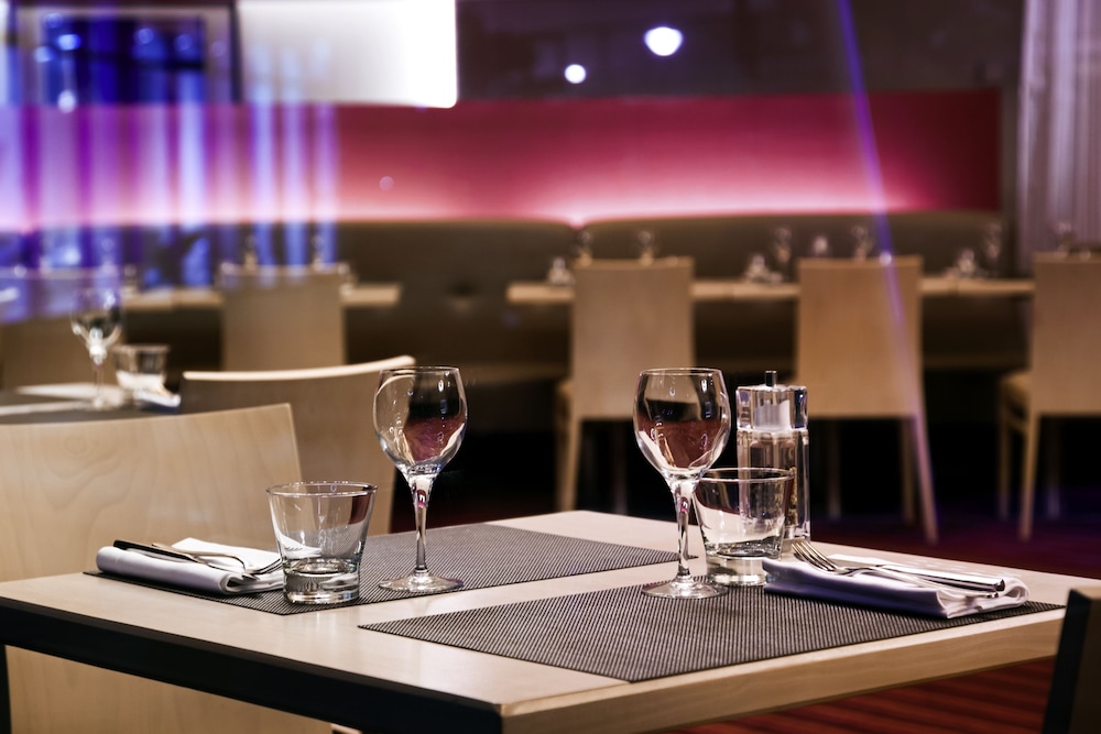 NOVOTEL LE HAVRE CENTRE GARE 56/67