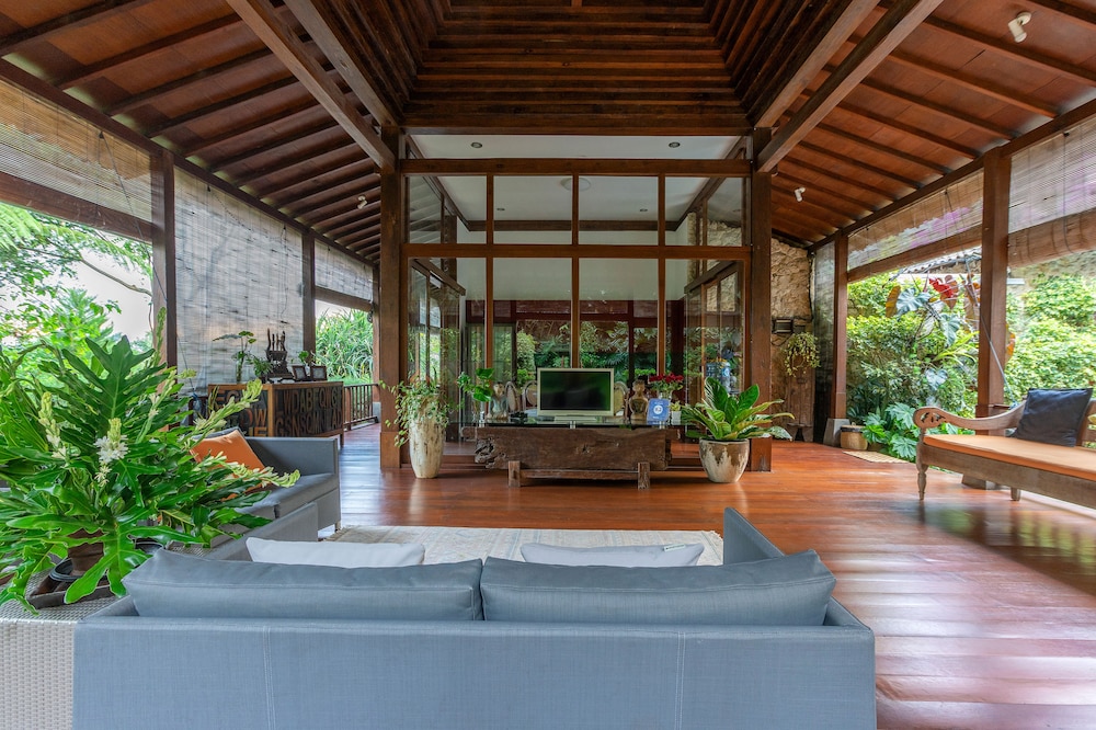 Villa Mulyono 4/28