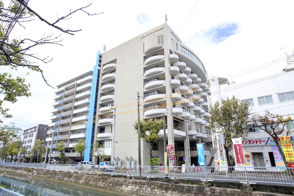 Hotel Resonex Naha 32/34