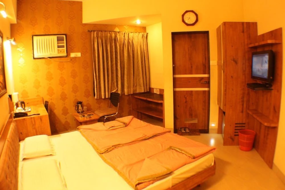Hotel Panchavati Elite Inn 11/18