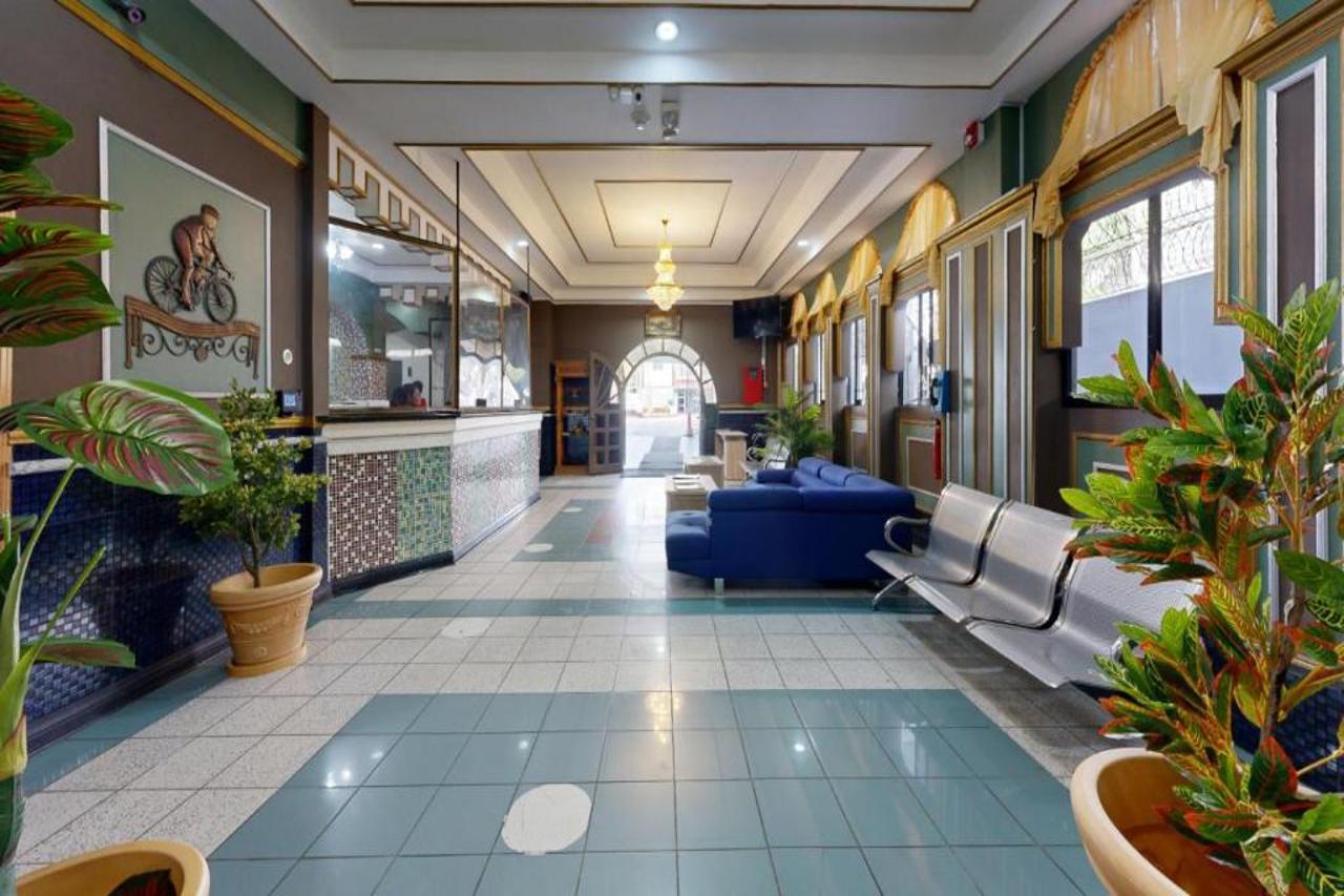 Regency Suites Hotel 5/20
