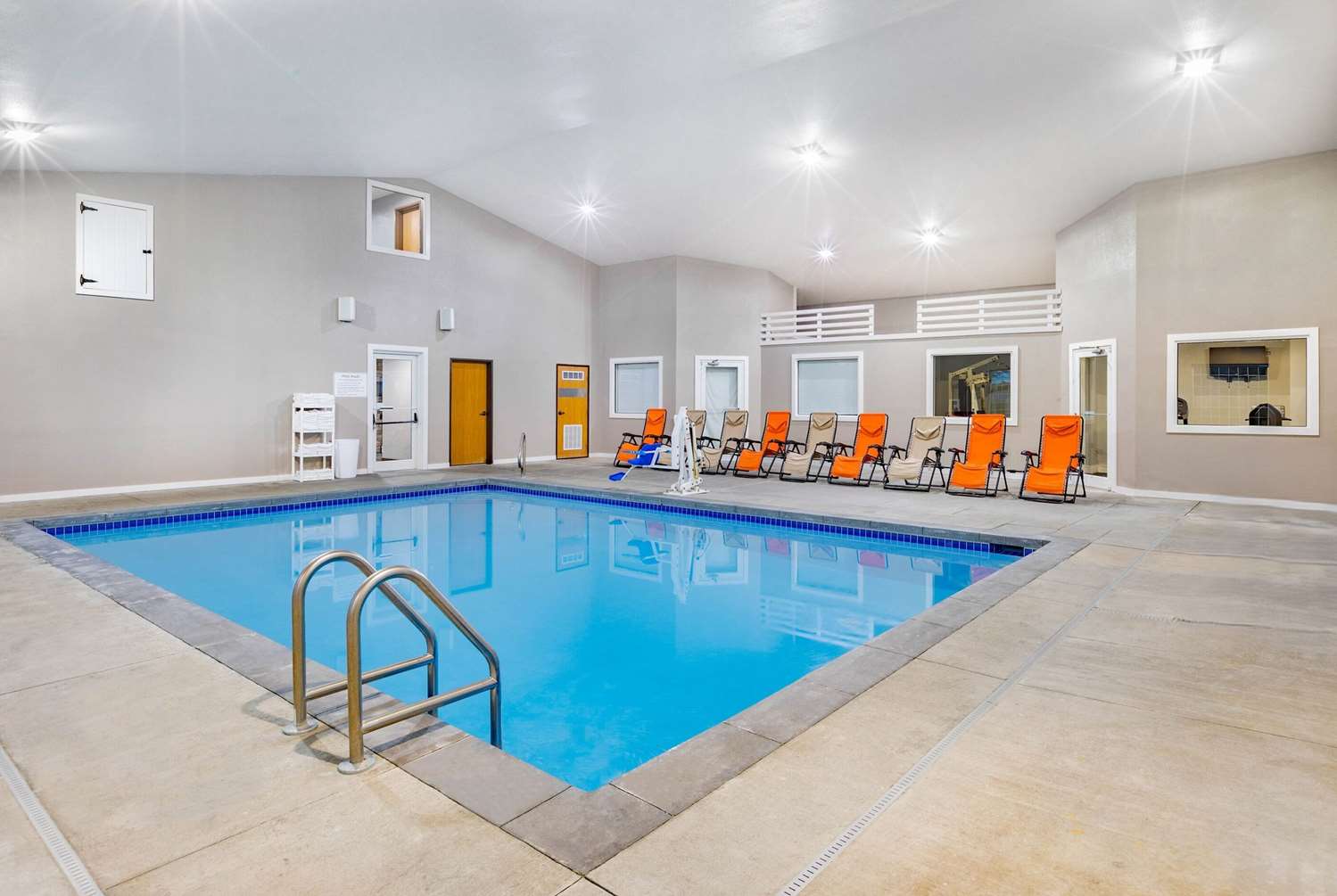 AmericInn by Wyndham Pella 22/43