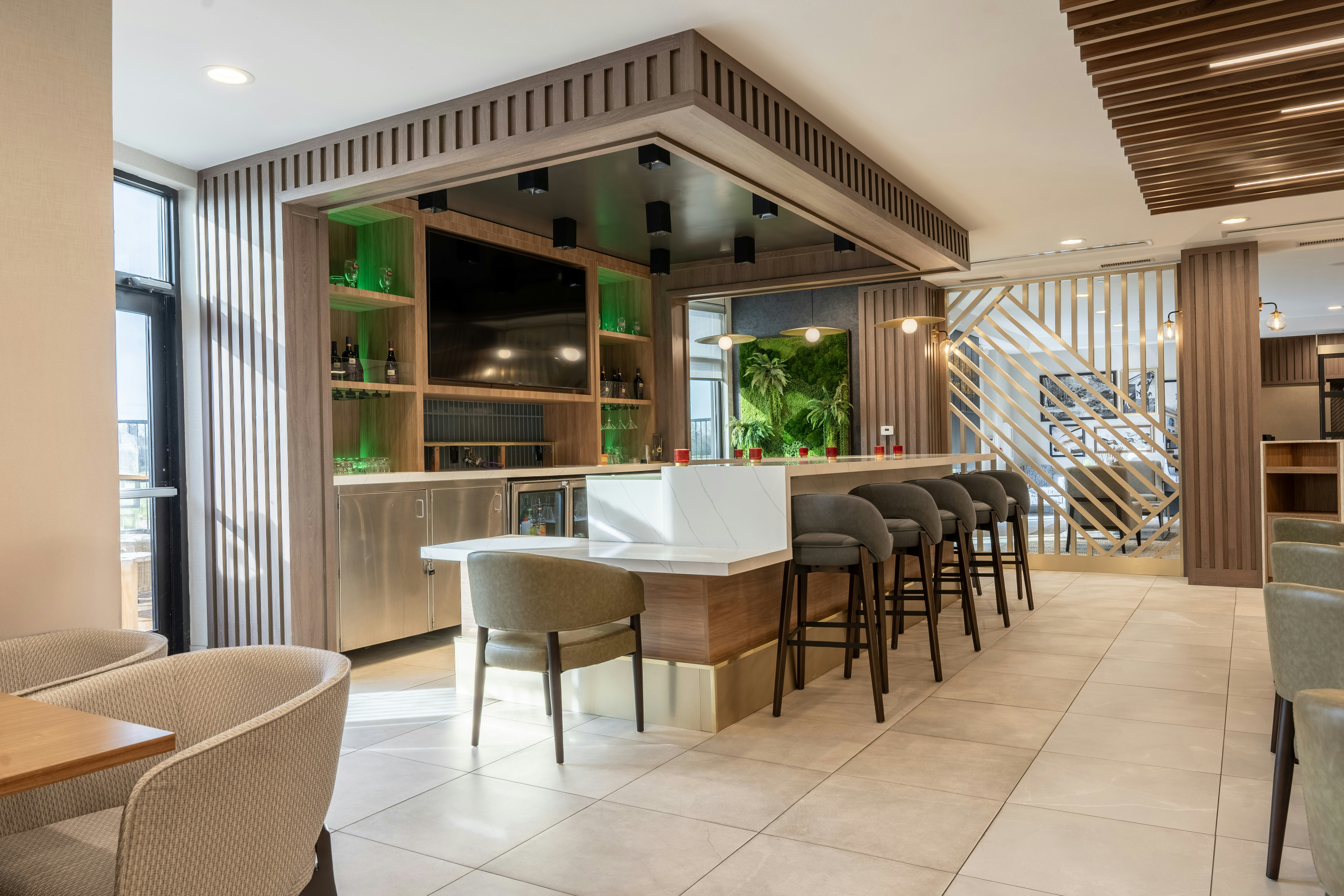 DoubleTree by Hilton Fort Worth Fossil Creek 5/6