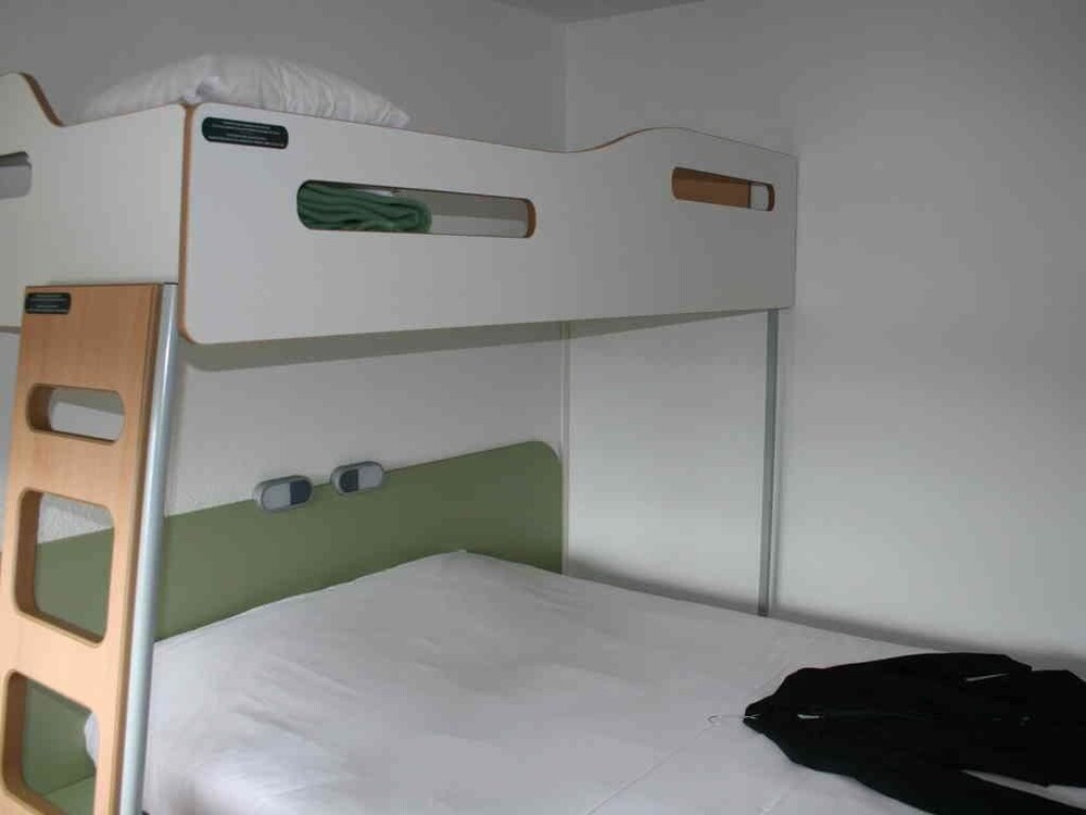 Ibis Budget Thiers 25/52