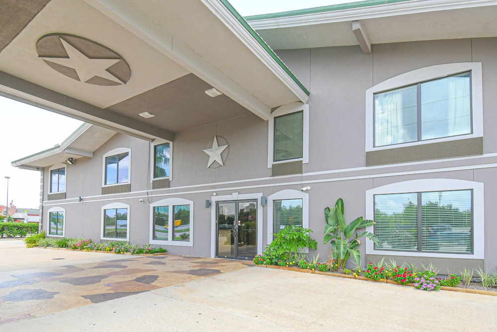 Hotel Shenandoah Woodlands Mall 4/27