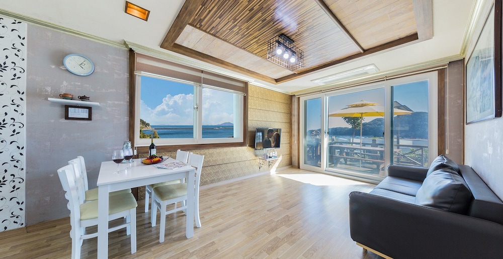 Namhae Oceanview Pension 19/41