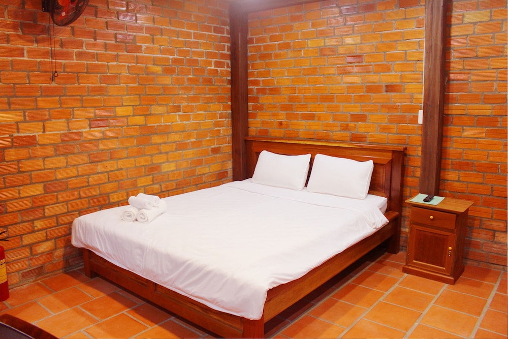 Cosy Bungalow Phu Quoc 8/24