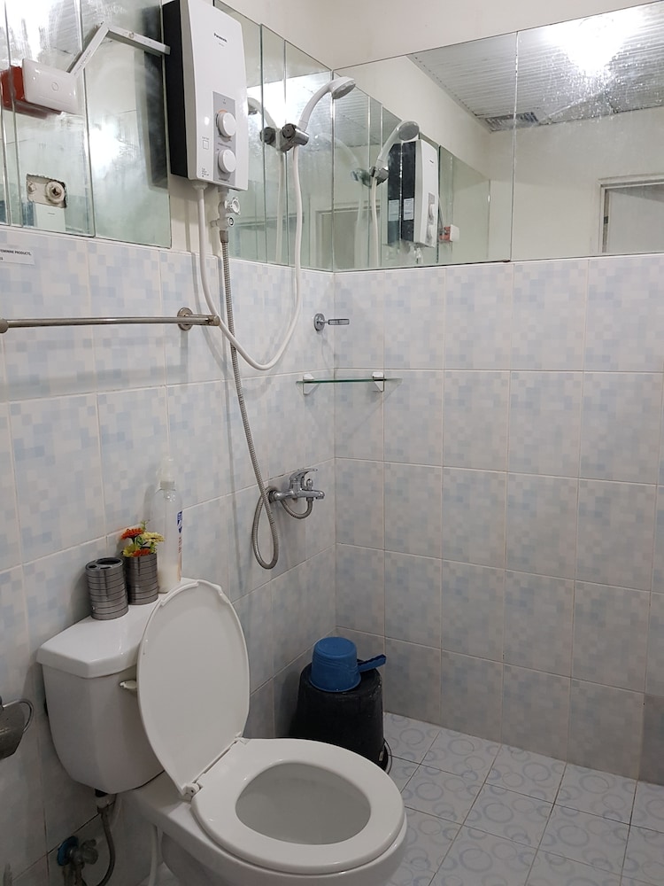 Cebu Rooms- San Marino 11/29