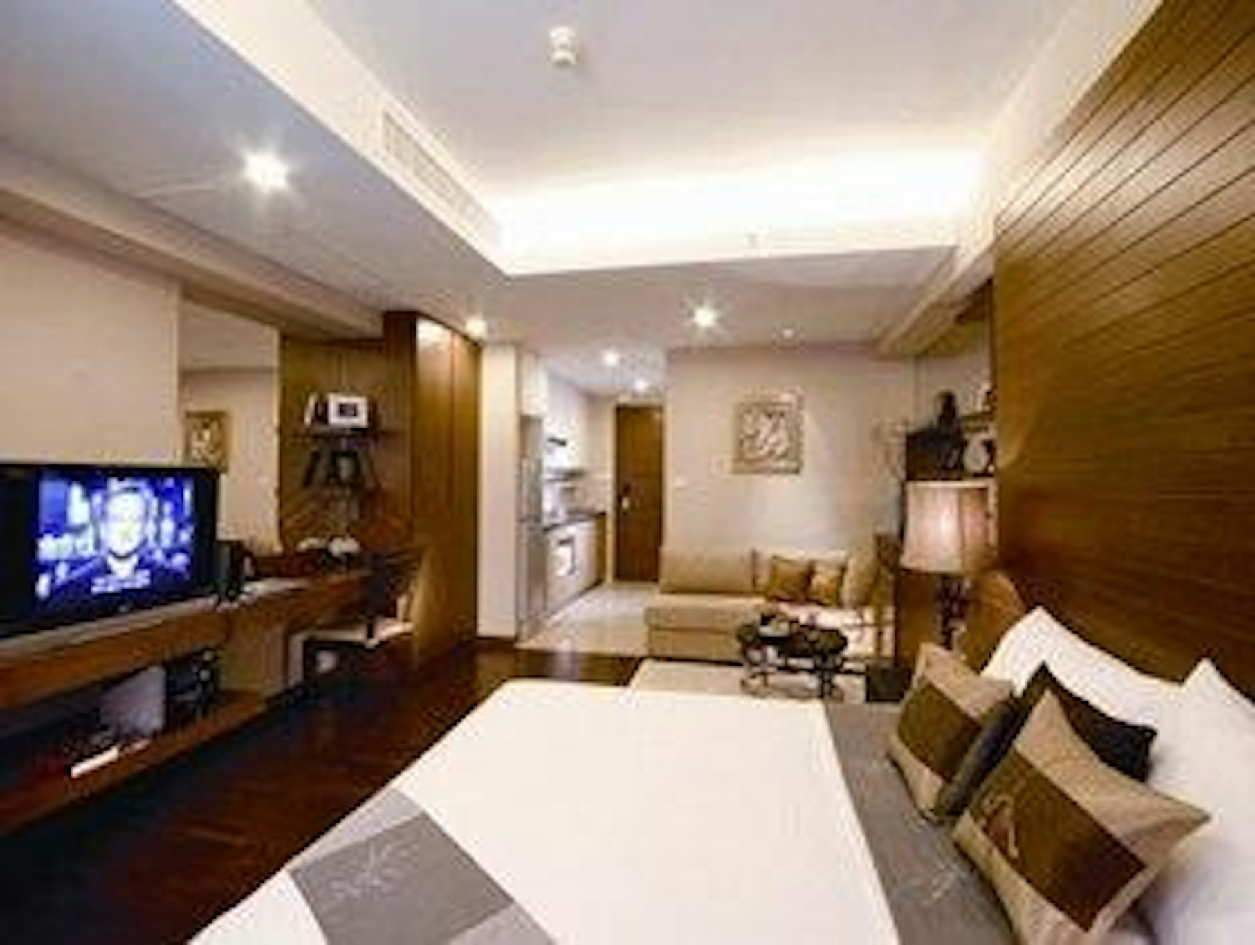 FuramaXclusive Sathorn 13/82