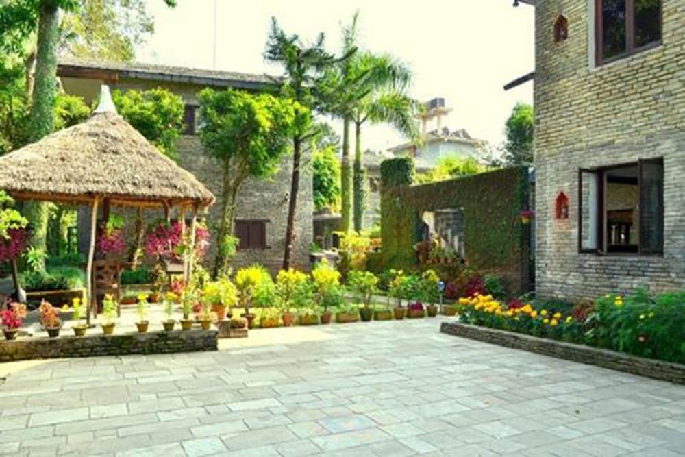 Mums Garden Resort 34/34
