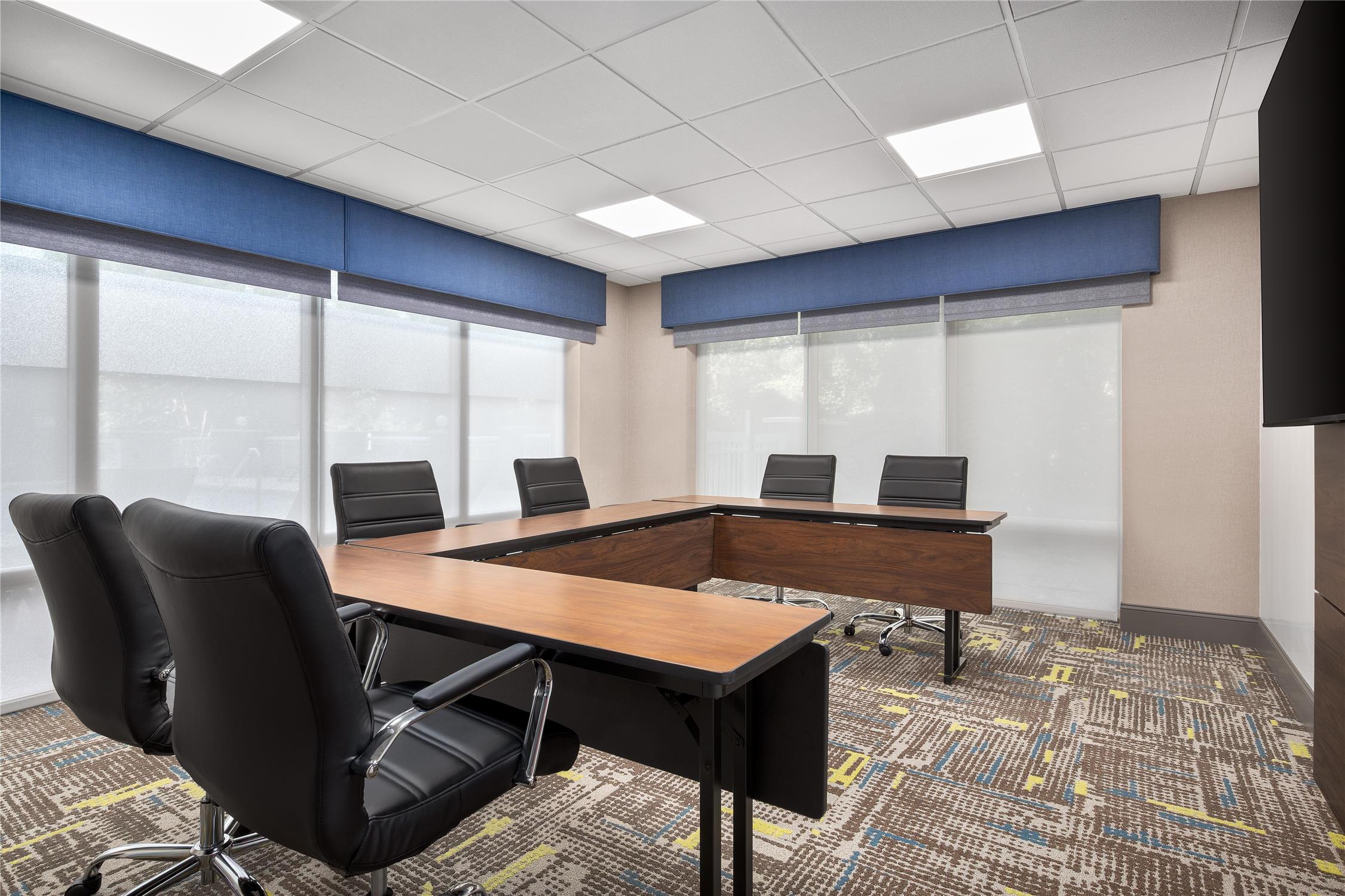 Hampton Inn & Suites Charlotte-Arrowood 51/61