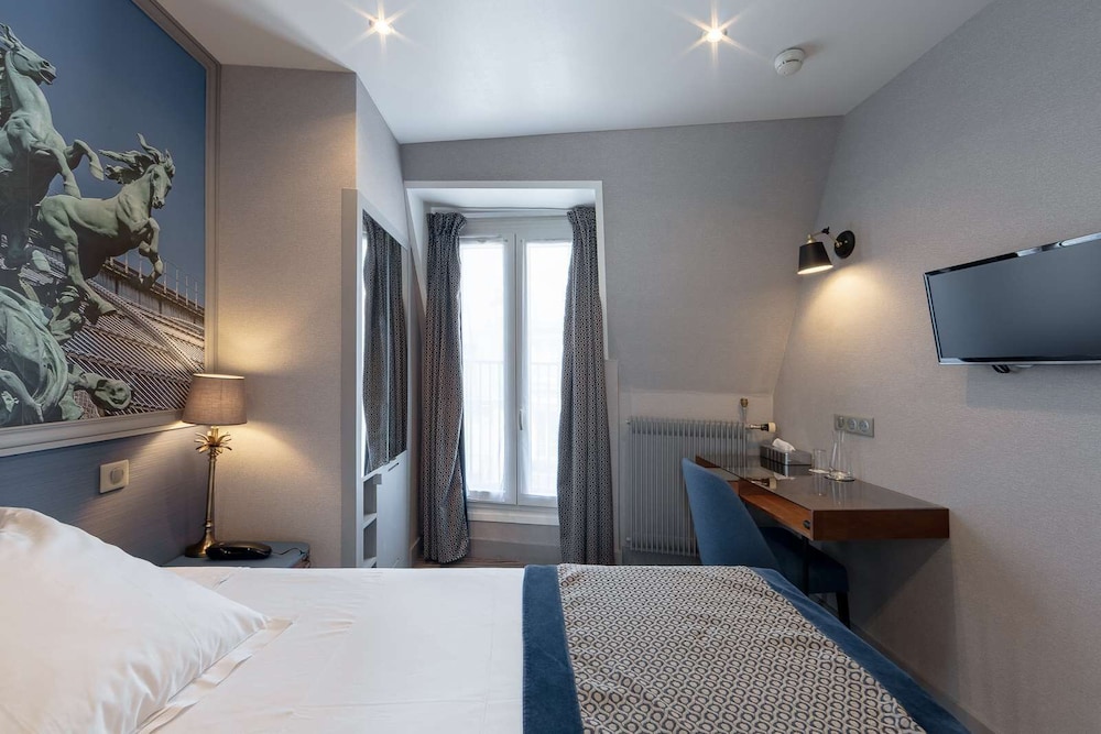 Hotel Saint Christophe 28/68