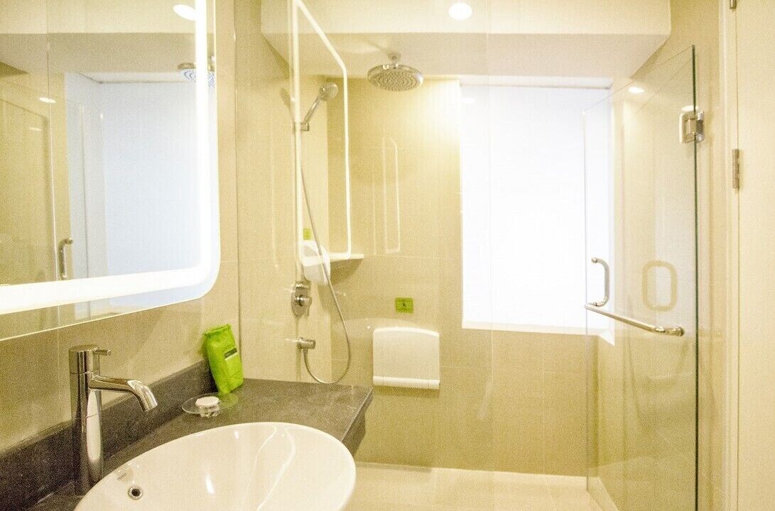 Love, Family, 2 King Beds، MaxOneHotels.com at Resort Makassar 4/4