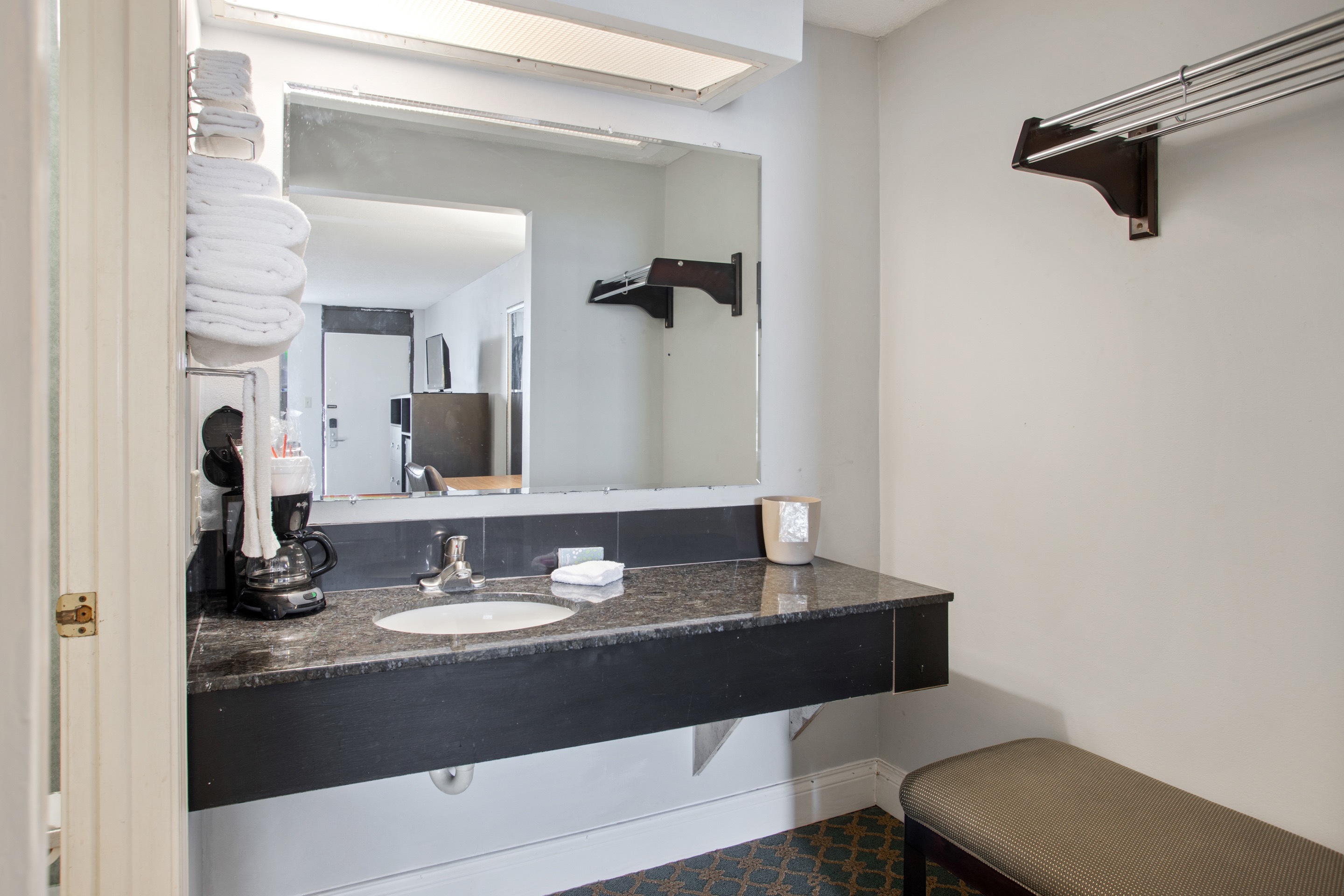 OYO Hotel Cumberland Hwy 127 KY 30/33