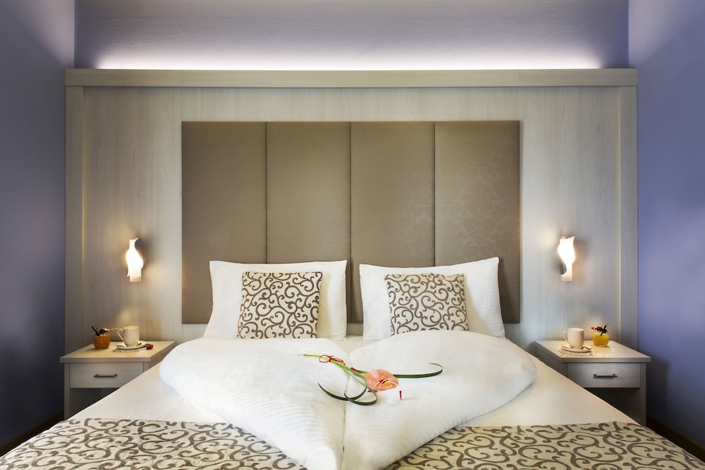 Villa Nicolli Romantic Resort - Adults Only 15/50