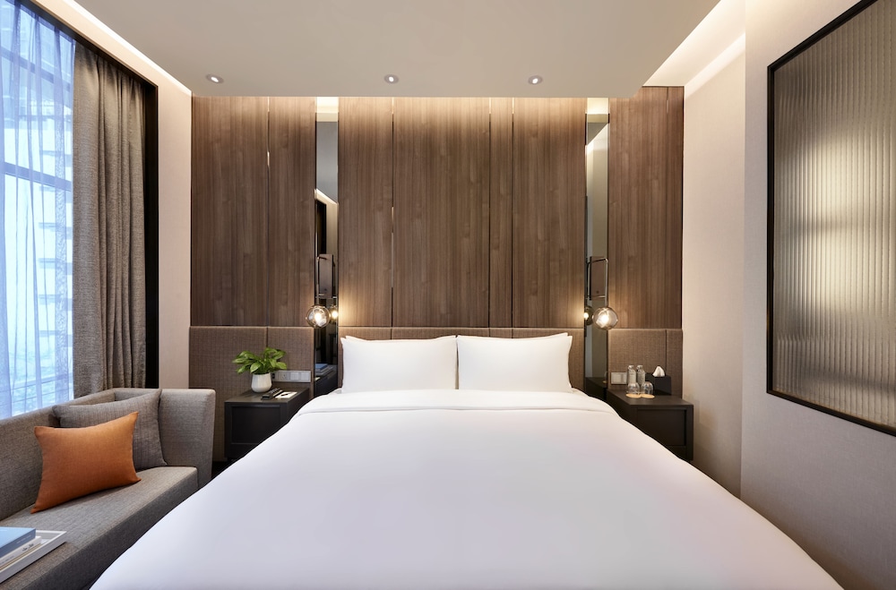 Amara Singapore 18/59