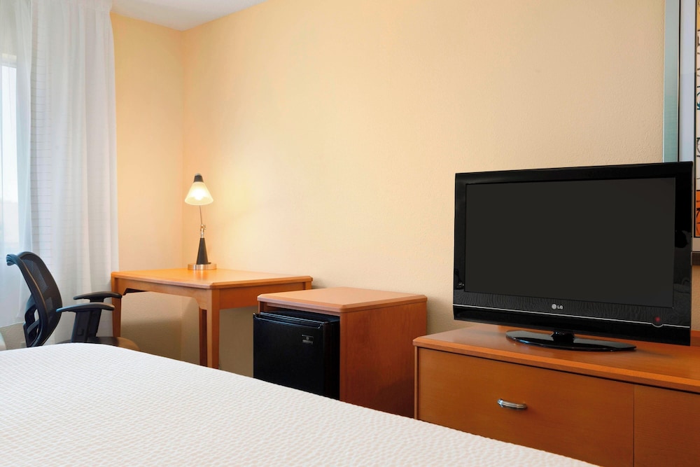 Fairfield Inn Suites Minneapolis St Paul Airport 50/53