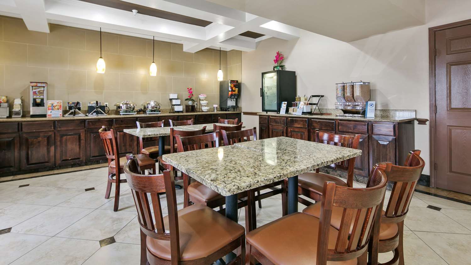 Best Western Plus Georgetown Inn and Suites 7/11
