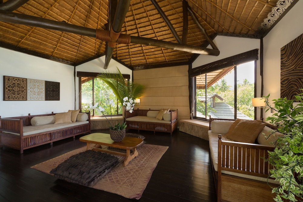Pearl Farm Beach Resort 40/75