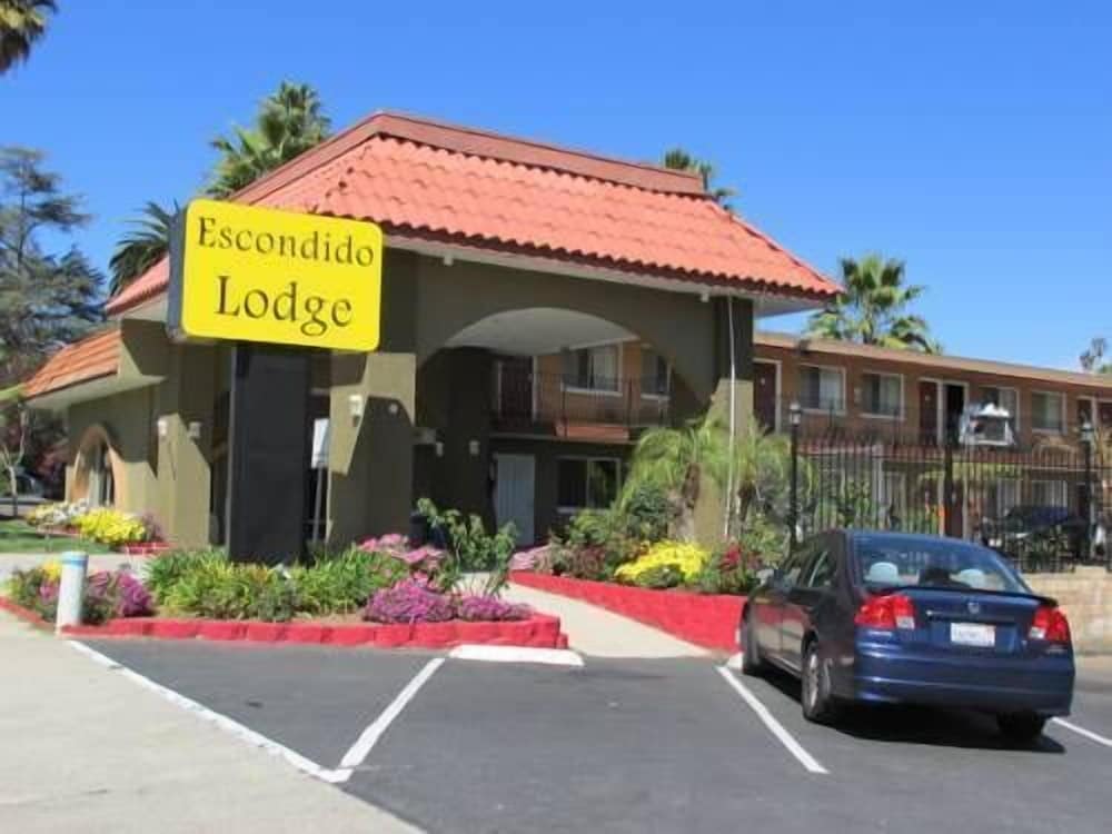 Escondido Lodge 45/56