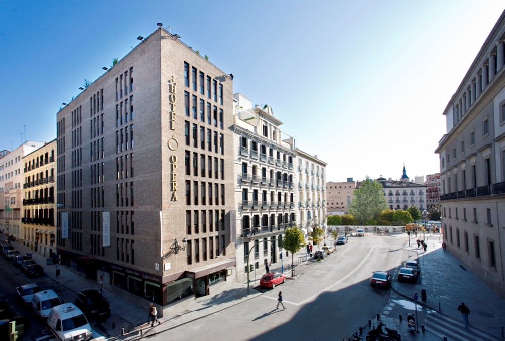 Hotel Opera 53/56