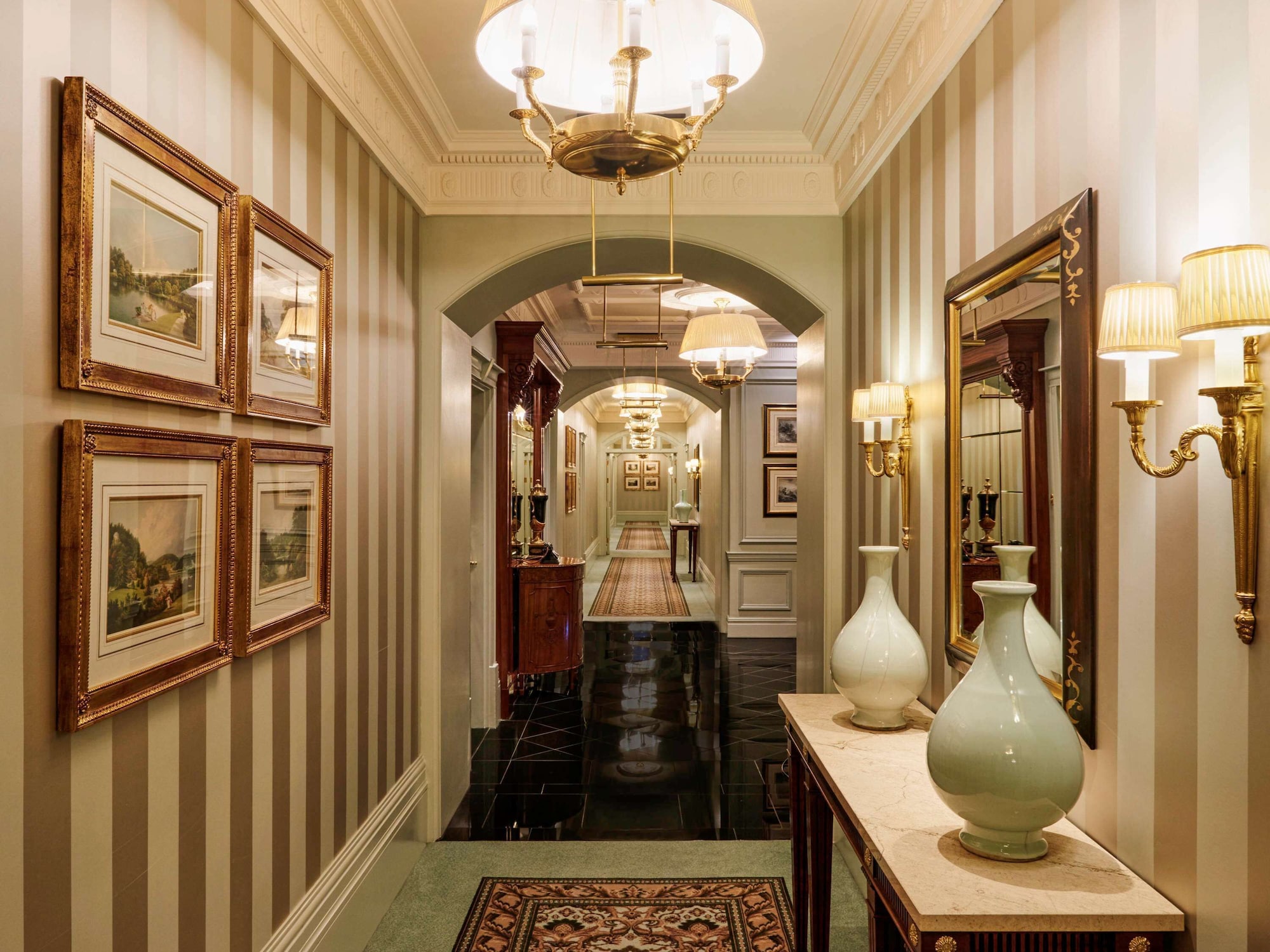 جناح بسرير مزدوج بغرفة نوم واحدة، The Savoy Hotel 8/8