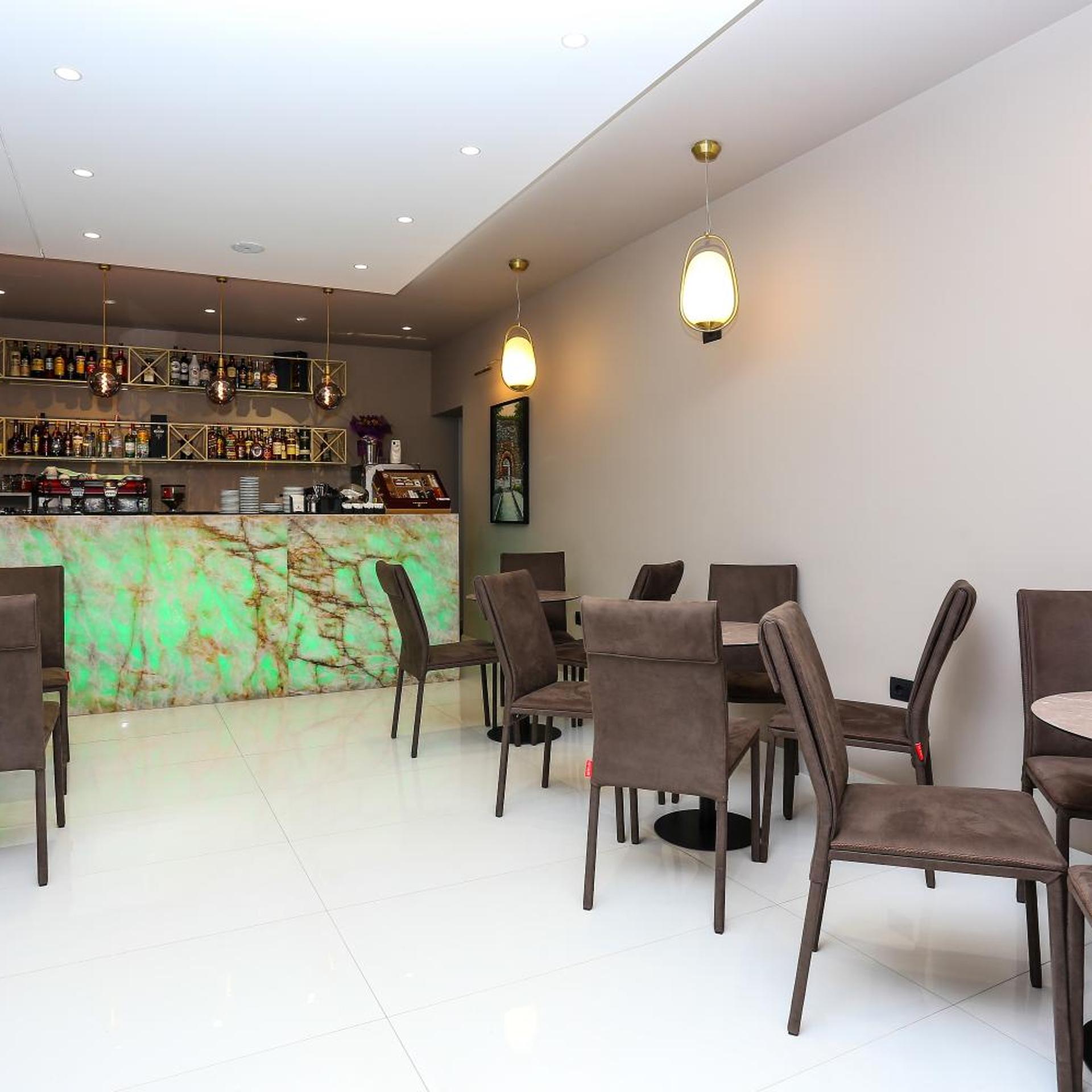 Emerald Boutique Hotel 33/47