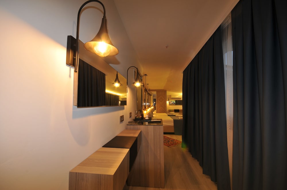 Class Beach Otel 25/50