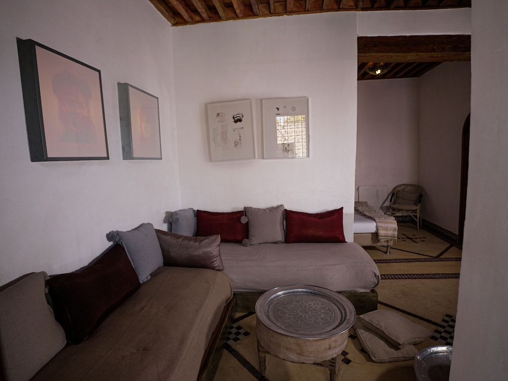 Dar 7 Louyat 32/50