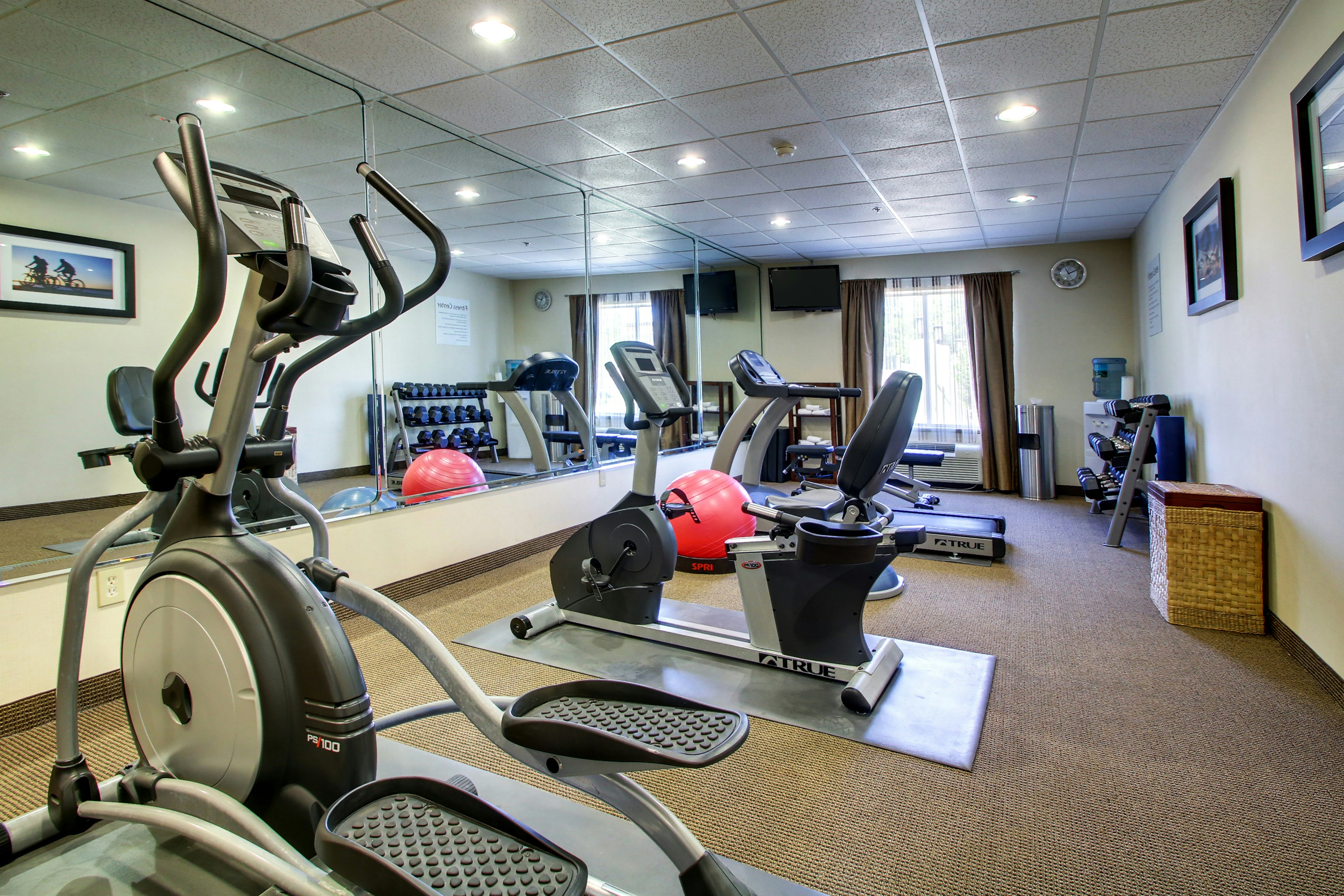 Holiday Inn Express Hotel Suites Live Oak 45/71