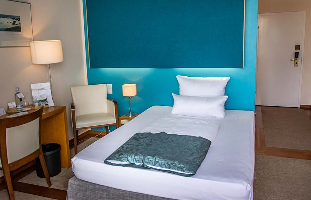 Seehotel Leoni 8/61